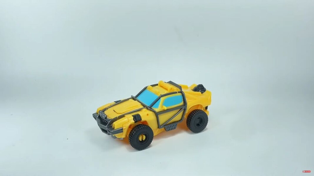 Transformers Rise Of The Beasts Offroad Bumblebee In Hand Image  (27 of 35)